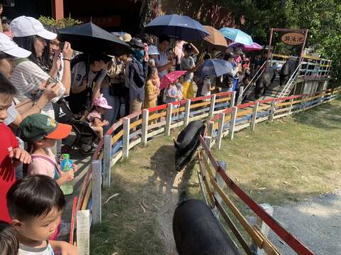  "中秋祭り4日間休み