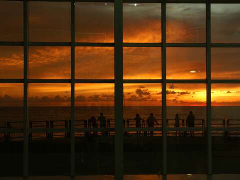 夕陽餘暉