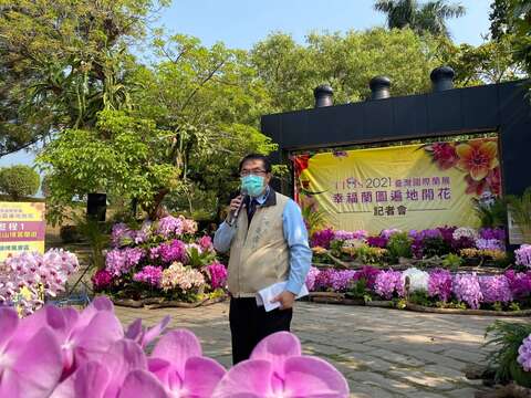 4.黃偉哲市長為蘭展遍地開花揭開序幕