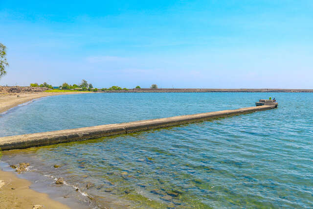 原安平港導流堤南堤
