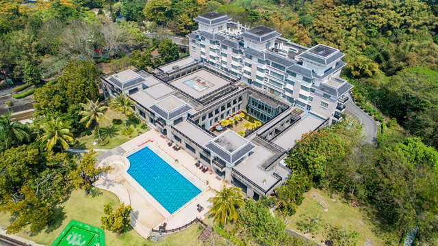 柳營尖山埤渡假村