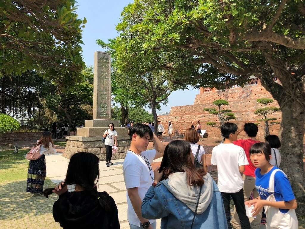 In front of the Anping Old Fort monument